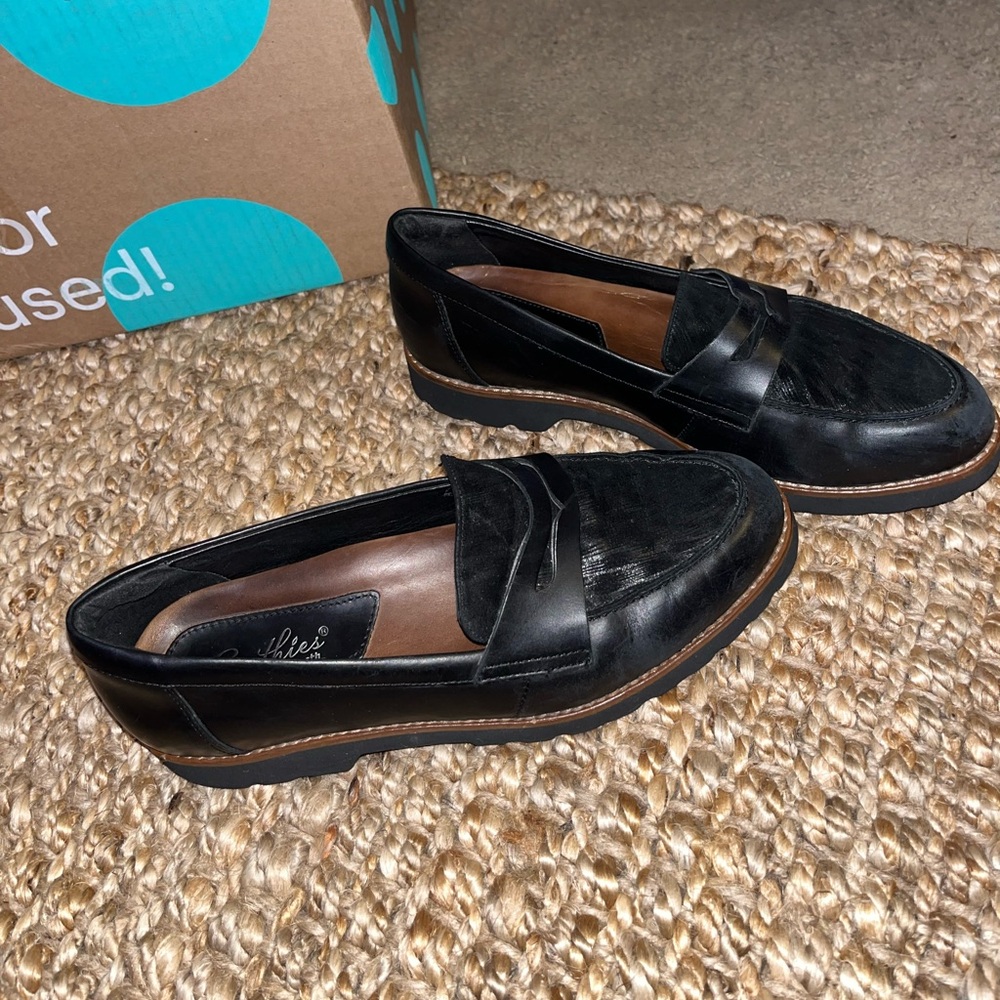 Earthies Black Leather Braga Loafers Size 8.5